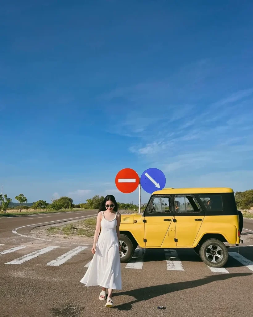 Xe jeep mũi né